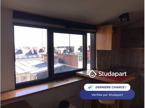 Studio meublé et équipé 

Location dédiée aux étudiants :… - 出租