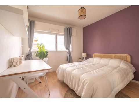 Move into this elegant 11 m² room for rent in a coliving… - Dzīvokļi