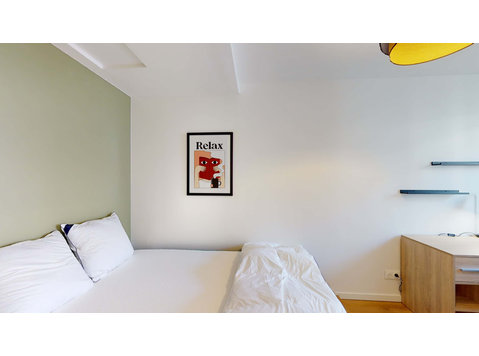Nantes Robert Schuman - Private Room (4) - Mieszkanie