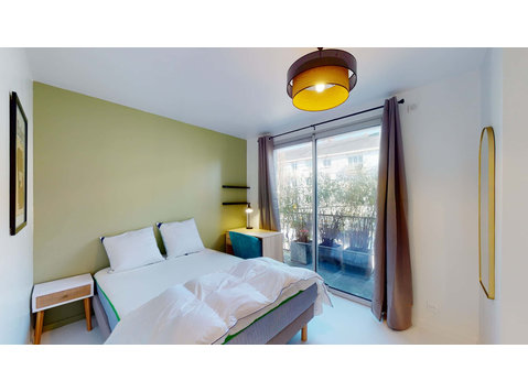 Nantes Robert Schuman - Private Room (5) - Apartamentos