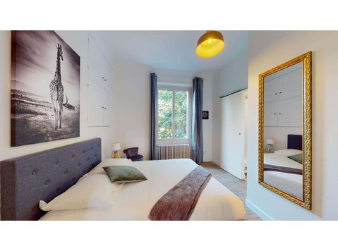 Repin - Private Room (6) - Apartments