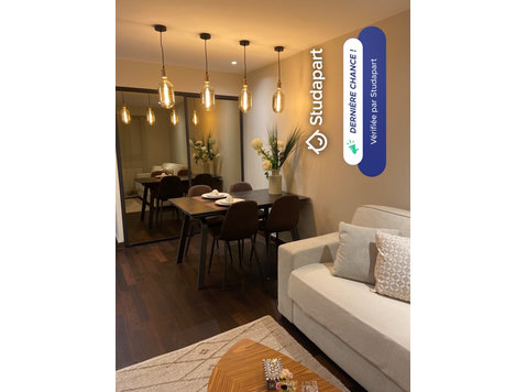Bonjour 
Appartement disponible en location étudiants 
Il s… - À louer