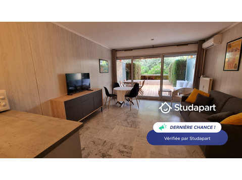 Très bel appartement moderne et lumineux, au… - À louer