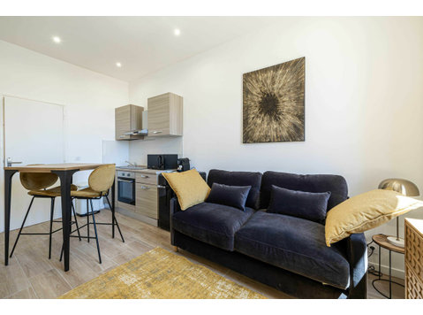 Charming Compact Apartment - Functional and Comfortable - เพื่อให้เช่า