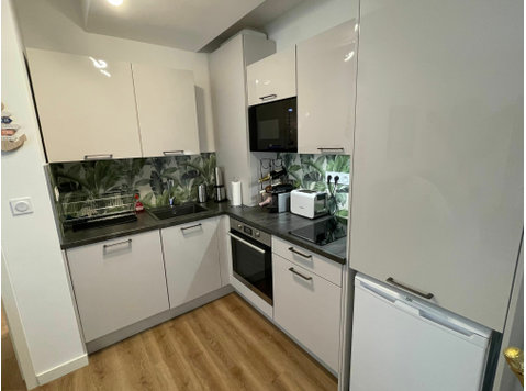 Moderne Komfortwohnung in renoviertem Stadtpalais im… - Zu Vermieten