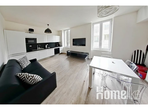 Cozy 2 room apartment refurbished - heart of Cannes -… - דירות