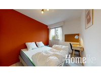 Shared accommodation Aix en Provence - 97 m2 - 4 bedrooms -… - Stanze