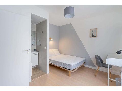 Chambre 4 - REPUBLIQUE R - 아파트