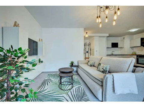 Wonderful 2 bedroom apartment in Aix-en-Provence, France - 아파트