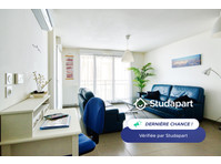 Découvrez un logement au style résolument singulier.… - Kiralık