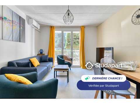 4 chambre(s) libre(s) dans une colocation de 1 chambres… - À louer