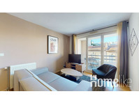 Shared accommodation Marseille - 83m2 - 4 bedrooms - M2 - Общо жилище