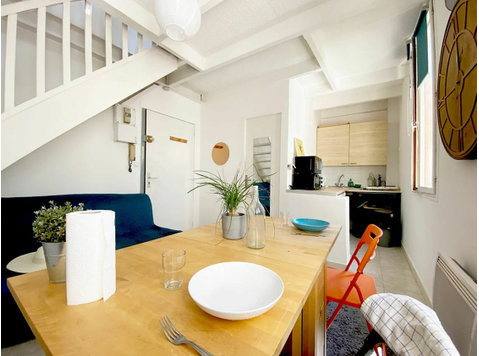 Co-Living: Cozy 25m² Loft Bedroom - Kiralık