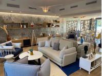 Marine Residence: Unique Interiors and Welcoming Common… - Aluguel