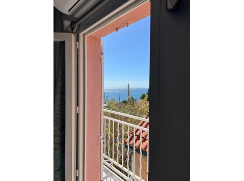 Sea view town house in Marseille L'Estaque - For Rent