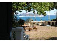 Wonderful place near Marseille and Aix en Provence with and… -  வாடகைக்கு 