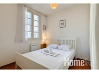 Gemeubileerd T2-appartement met 1 slaapkamer in Noailles - Appartementen