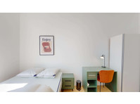 Marseille Sylvabelle - Private Room (2) - Apartamentos