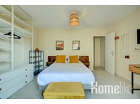 Superb New & Design Apartment, 3 bedrooms - Leiligheter