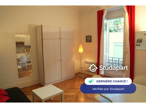 Location meublée à Nice pouvant loger 1 étudiant, stagiaire… - Annan üürile