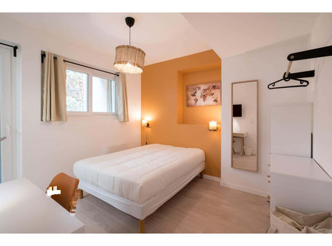 Chambre 1 - VICTOIRE - Apartments