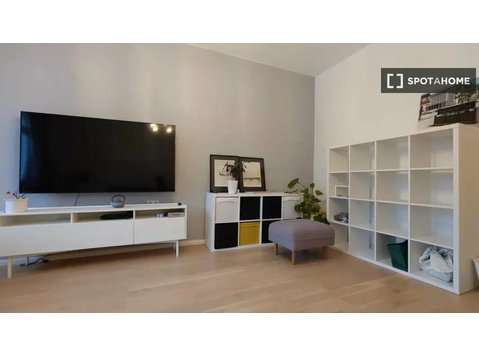 Appartamento con 2 camere da letto in affitto a Berlino - Apartments