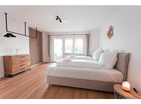 Beautiful 4-room apartment in a prime location in Göppingen! - Под Кирија