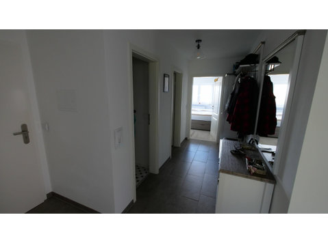 Helle, moderne und kürzlich renovierte 3,5 Zimmer Wohnung… - Zu Vermieten