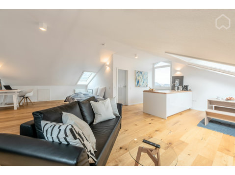 Furnished apartment in Böblingen - For Rent