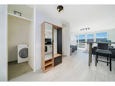 Modernes Apartment mit Seeblick (11. OG) und perfekter… - In Affitto