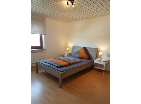 New and neat suite in Sindelfingen - 	
Uthyres