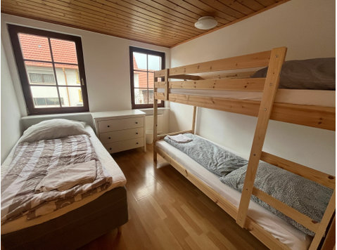 Private room Kraichtal - for up to 3 persons - Til Leie