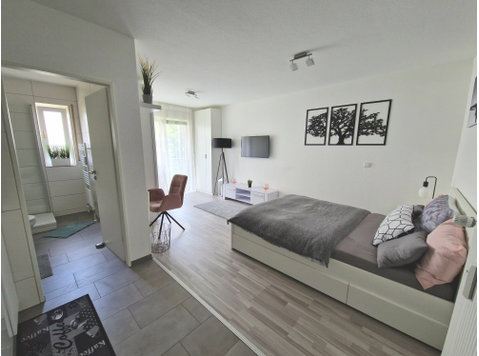 Stylish & cozy - Wonderful and calm apartment in Esslingen… - Под Кирија