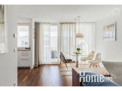Luxury and modern 3-room Apartment next to Mercedes I… - Apartments