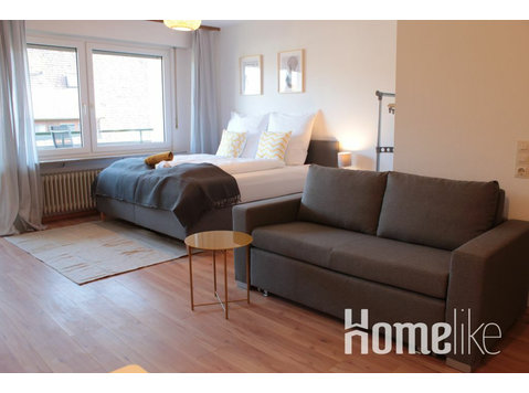 Modern and well-equipped studio apartment with balcony - 	
Lägenheter