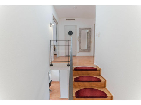 BS Penthouse am Neckar - For Rent