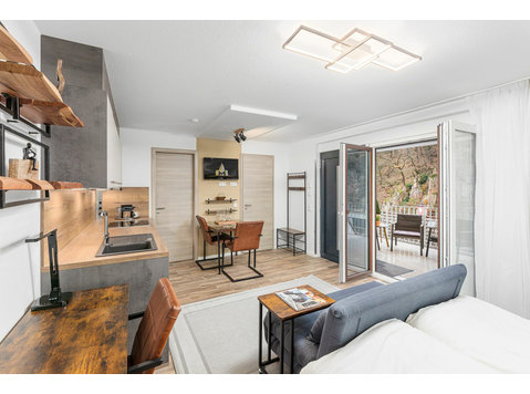 Brand new: business apartment with panoramic terrace - De inchiriat