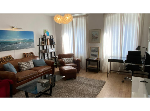 Modern, awesome studio - great view! - For Rent