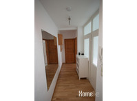 Quiet and modern apartment in sunny city location with… - Korterid