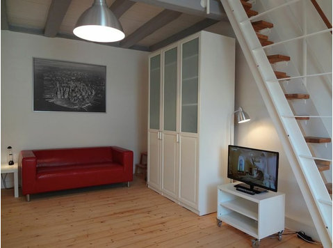 Schöne und gemütliche Maisonette-Wohnung in Karlsruhe - Zu Vermieten