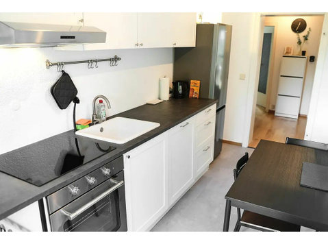 Modern 3-room apartment in top location - De inchiriat
