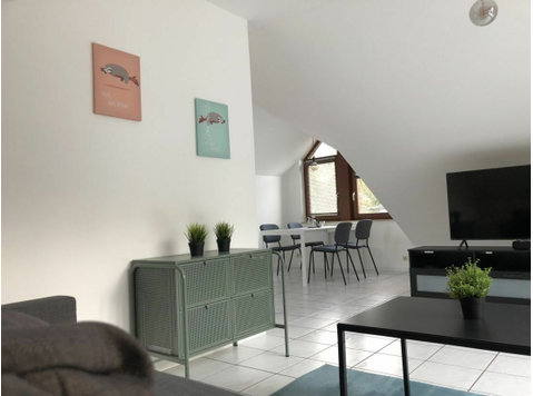 Modern apartment with balcony in peaceful Baden-Baden - De inchiriat