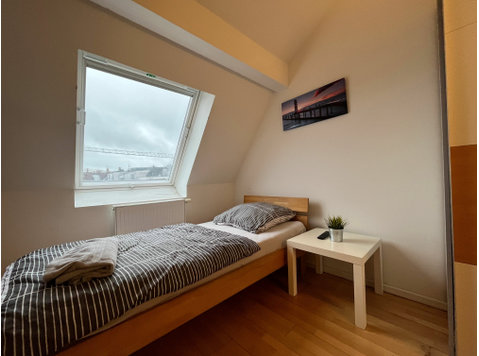 Simplex Apartments: bright apartment, Karlsruhe - Izīrē