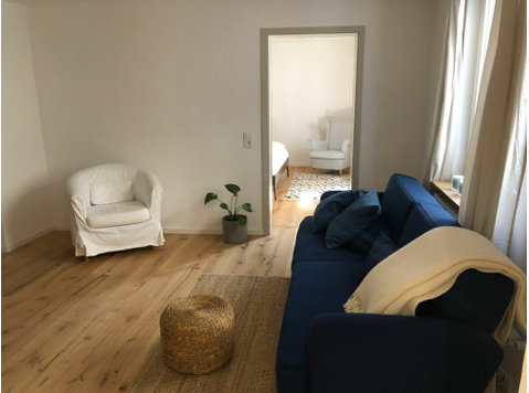 Moderne, hochwertig ausgestattete Wohnung mit Klimaanlage… - Zu Vermieten