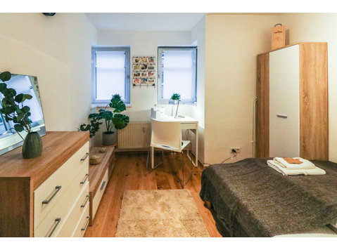 Bright, lovely loft in Mannheim - For Rent