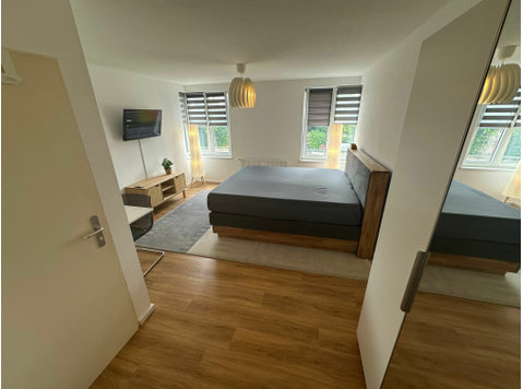 Mannheim-Neckarau – Prime Location, Fully Furnished… - Kiadó
