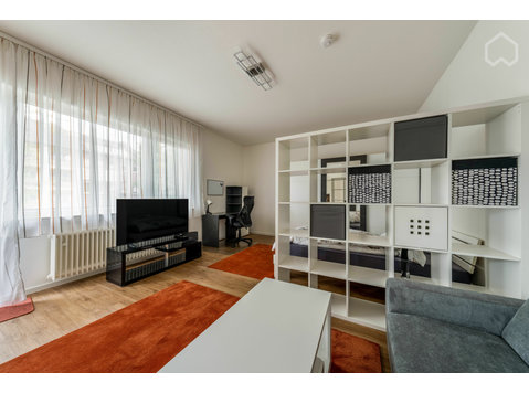 1-room apartment in the city center of Mannheim (near… - Aluguel