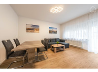 Newly renovated 2-room flat in Mannheim city centre (near… - K pronájmu