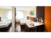 Wonderful and spacious suite in Mannheim - Te Huur