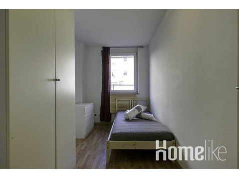 Private Room in Bad Cannstatt, Stuttgart - Комнаты